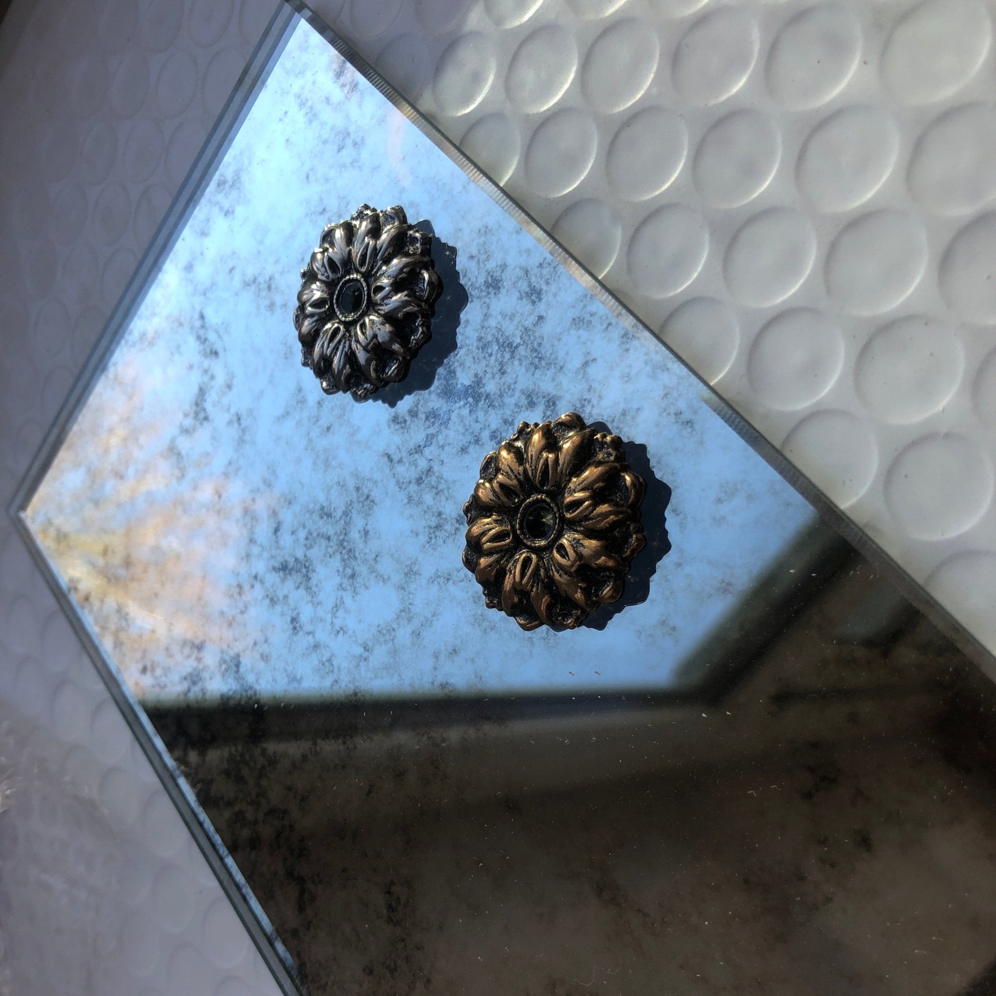 Decorative Rosettes - Retro Reflections